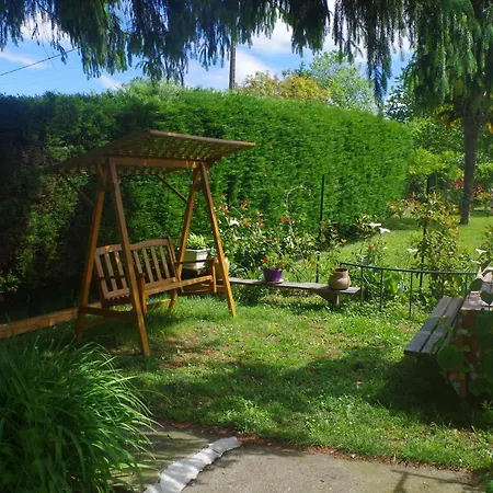 Maison Elizondoa - Chambres, Restaurant Et 게스트하우스 4*