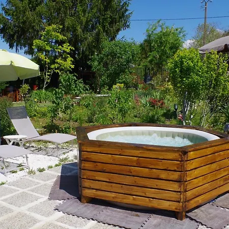 Gæstehus Maison Elizondoa - Chambres, Restaurant Et Masparraute