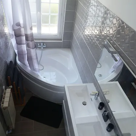 Maison Elizondoa - Chambres, Restaurant Et Gæstehus