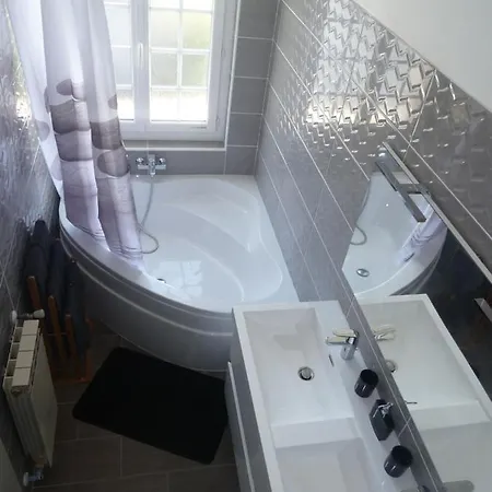 Maison Elizondoa - Chambres, Restaurant Et