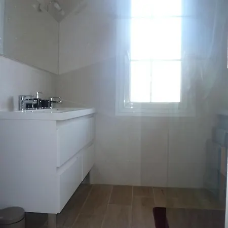 Maison Elizondoa - Chambres, Restaurant Et 게스트하우스