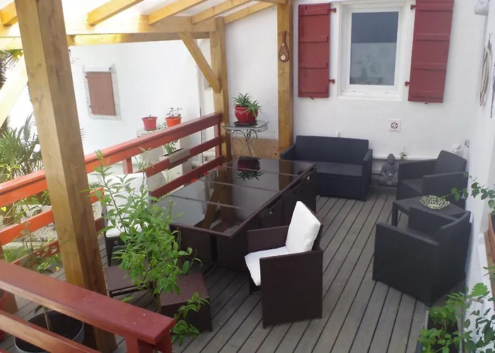 Maison Elizondoa - Chambres, Restaurant Et Masparraute