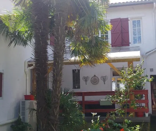 بيت ضيافة Maison Elizondoa - Chambres, Restaurant Et