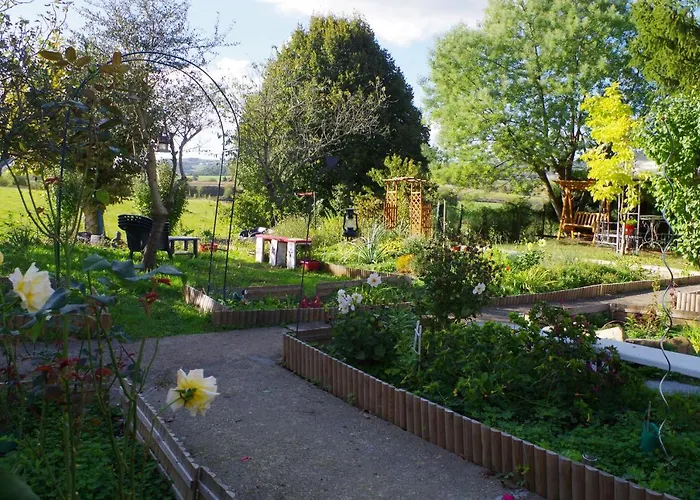 Maison Elizondoa - Chambres, Restaurant Et Guest house Masparraute